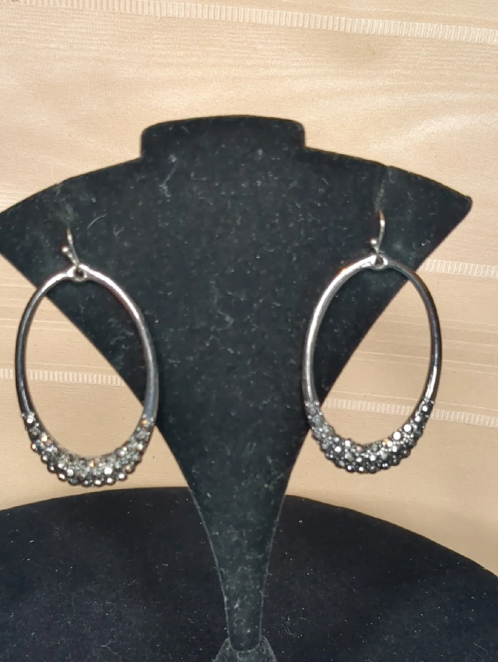 Dark Silver & Charcoal Crystsl Hoop Earrings Elongated Oval Dangle Pierced